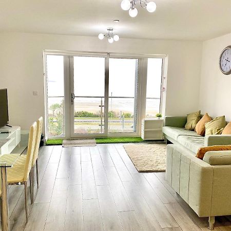 Lovely New 2 Bedroom Condo With Stunning Seaviews Penmaen-mawr Εξωτερικό φωτογραφία