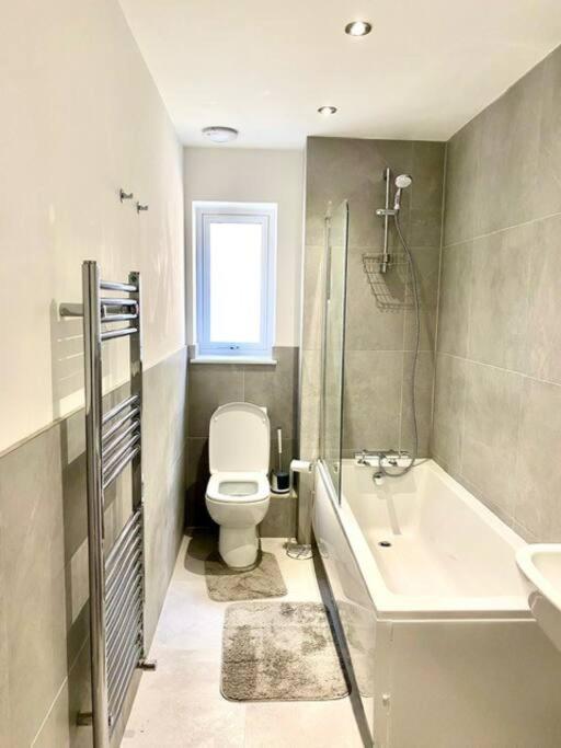 Lovely New 2 Bedroom Condo With Stunning Seaviews Penmaen-mawr Εξωτερικό φωτογραφία
