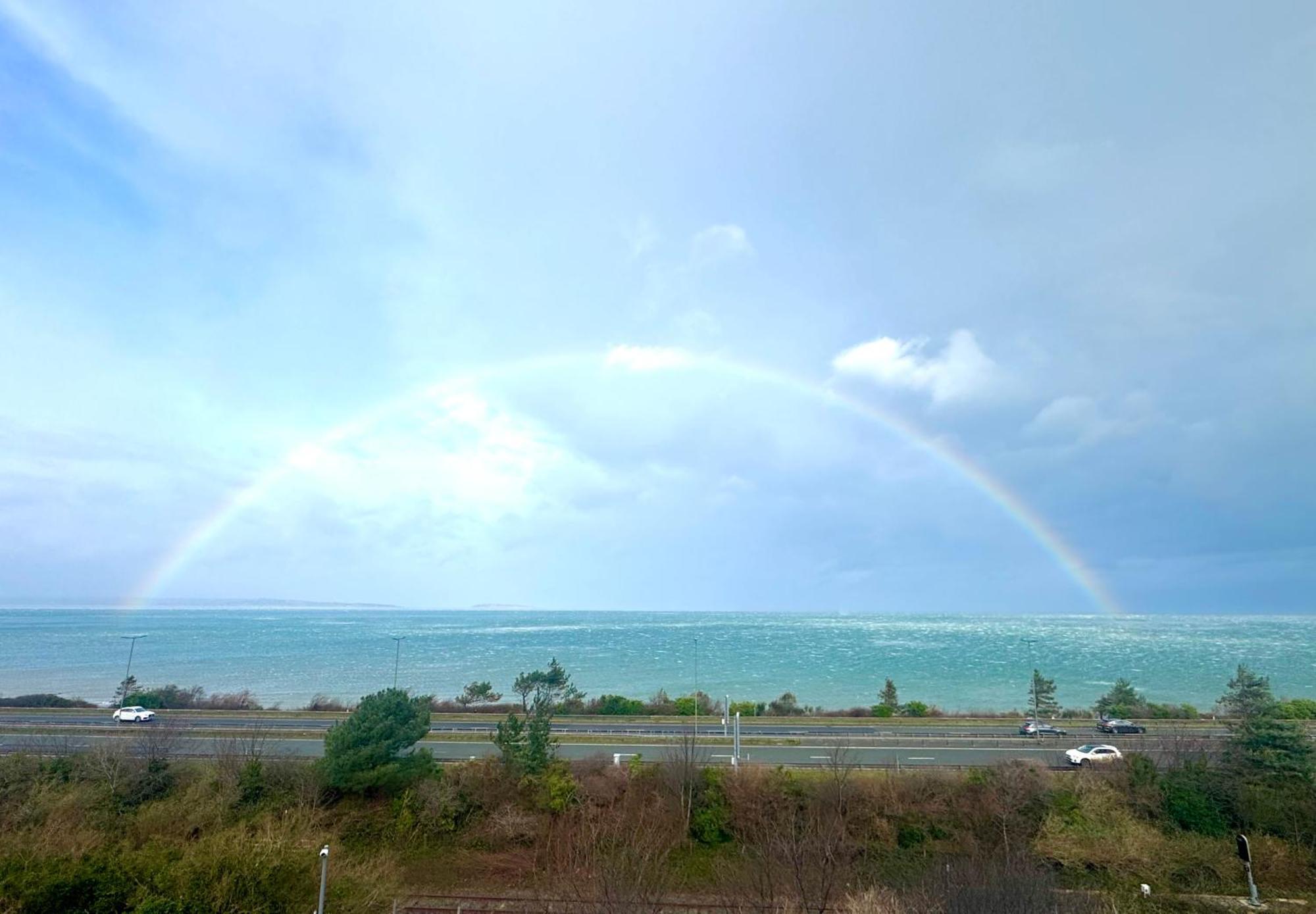 Lovely New 2 Bedroom Condo With Stunning Seaviews Penmaen-mawr Εξωτερικό φωτογραφία